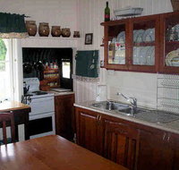 Dillons Cottage - Kingaroy Accommodation