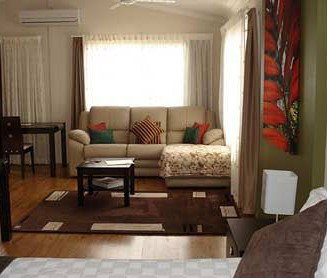 Camelot - Kingaroy Accommodation 1