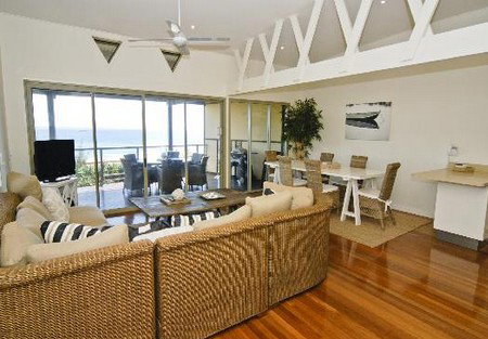 Claytons On Cylinder Beach Front Apartments - Kingaroy Accommodation 1