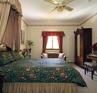 Holberry House - Kingaroy Accommodation