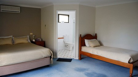 Martin Fields Beach Retreat - Kingaroy Accommodation 3