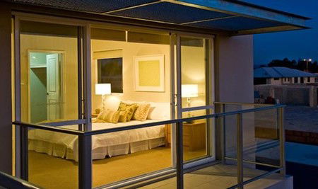 Champion Lakes Accommodation Waterside - Kingaroy Accommodation 3