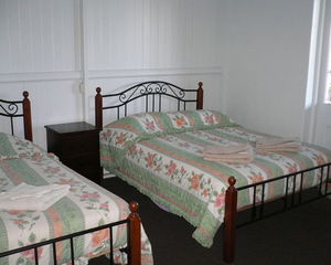 Carrollee Hotel