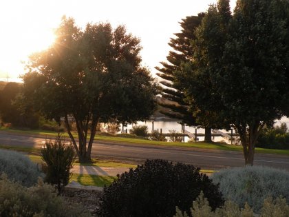 KI Blue - Kingaroy Accommodation 4