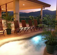 The Summit Rainforest Retreat - Kingaroy Accommodation