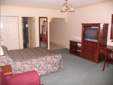 The Lawson Motor Inn - Kingaroy Accommodation 1