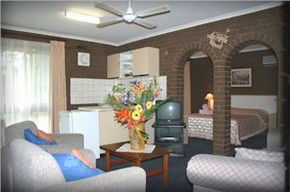 Paradise Holiday Apartments Villas - Kingaroy Accommodation 0