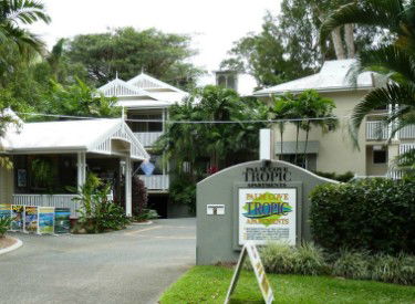 Palm Cove Tropic Apartments - Kingaroy Accommodation 3