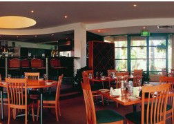 Ocean Side Hawks Nest - Kingaroy Accommodation 3