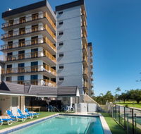 Coral Towers Holiday Apartments - Kingaroy Accommodation