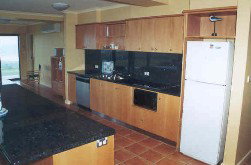 Horizons Beachfront Apartment - Kingaroy Accommodation 3