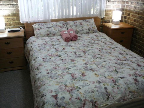 Beachfront Units Merimbula - Kingaroy Accommodation 5