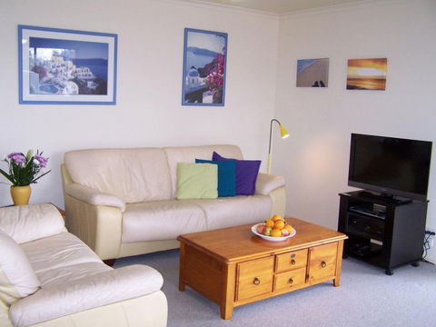 Beachfront Units Merimbula - Kingaroy Accommodation 6
