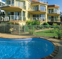 A Baywatch Apartments