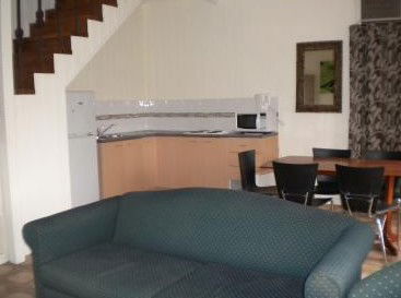 Newcastle Heights Motel - Kingaroy Accommodation 1