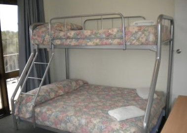 Newcastle Heights Motel - Kingaroy Accommodation 2