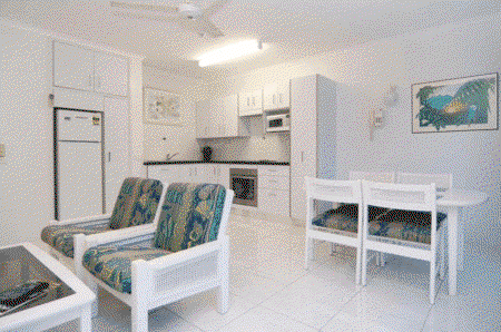Agincourt Beachfront Apartments - Kingaroy Accommodation 3