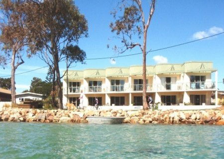 Merimbula Lake Apartments - Kingaroy Accommodation 2