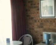 Port Stephens Motor Lodge - Kingaroy Accommodation 3