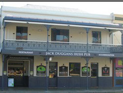 Jack Duggans Irish Pub - Kingaroy Accommodation 4
