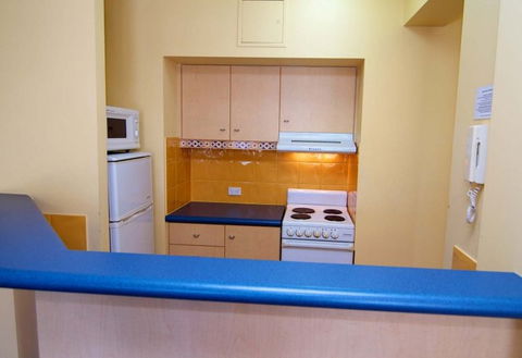 Aruba Surf Resort - Kingaroy Accommodation 1