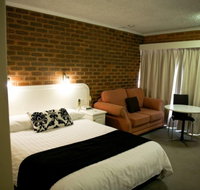 Cousins Motor Inn - Kingaroy Accommodation