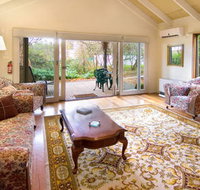Double Nut Chalets - Kingaroy Accommodation