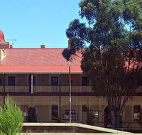 Peterborough Railway Hotel - Kingaroy Accommodation