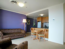 Waldorf Apartments Hotel Canberra - Kingaroy Accommodation 3