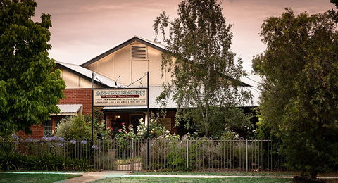 Millies Guesthouse & Serviced Apartments - Kingaroy Accommodation 0