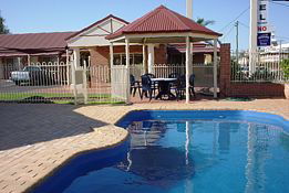 Roma Mid Town Motor Inn - Kingaroy Accommodation 0