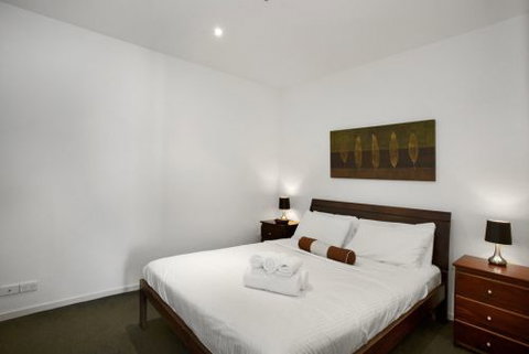 Astra Apartments Melbourne CBD - Kingaroy Accommodation 1