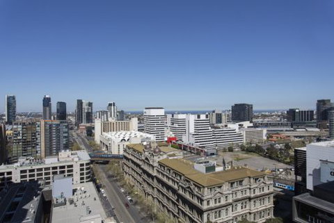 Astra Apartments Melbourne CBD - Kingaroy Accommodation 4