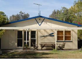 Blue Oars - Kingaroy Accommodation 0