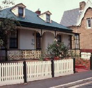 Barton Cottage - Kingaroy Accommodation