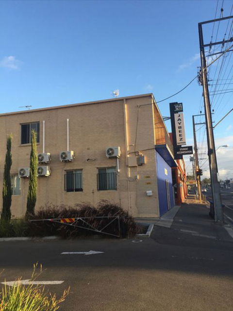 Adelaide Rooms - Kingaroy Accommodation 2