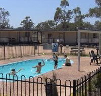 Lake Leslie Tourist Park - Kingaroy Accommodation