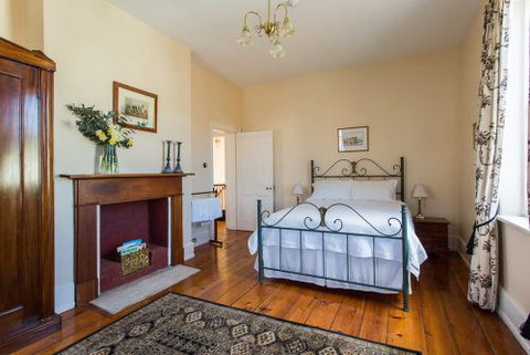 Grand Old Duke The - Kingaroy Accommodation 4