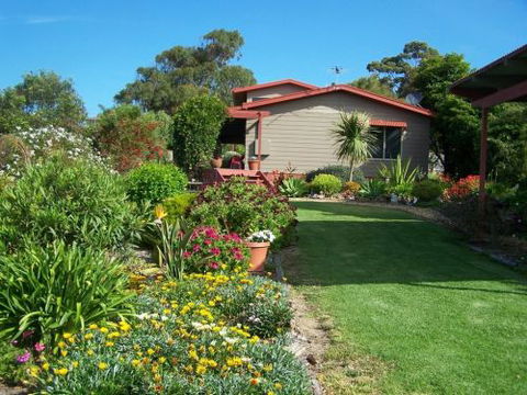 Monaro Cottage - Kingaroy Accommodation 1