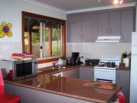 Monaro Cottage - Kingaroy Accommodation 7