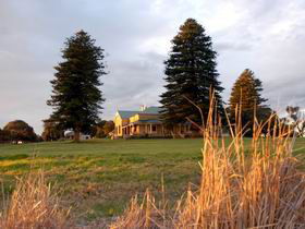 Campbell Park Cottage - Kingaroy Accommodation 0