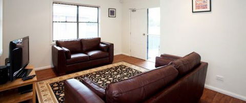 Executive Oasis Narribri Serviced Apartments - Kingaroy Accommodation 0