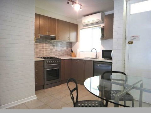 Staywest Apartments - Kingaroy Accommodation 1