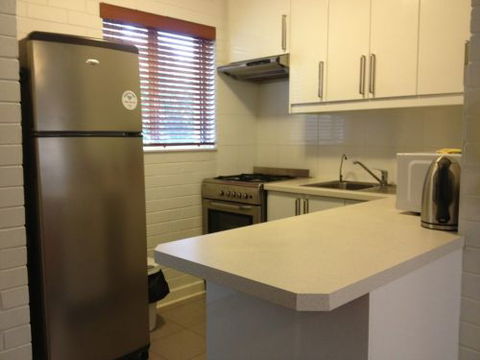 Staywest Apartments - Kingaroy Accommodation 3