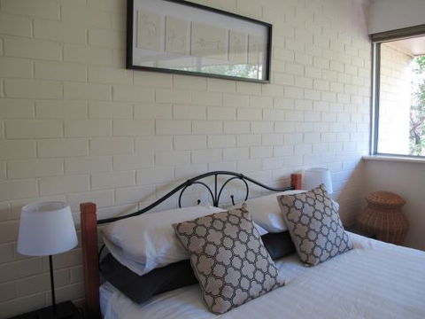 Staywest Apartments - Kingaroy Accommodation 6