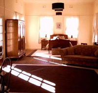 Old Parkes Convent - Kingaroy Accommodation