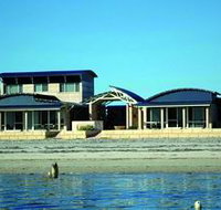 Baird Bay Ocean Eco Apartments - Kingaroy Accommodation