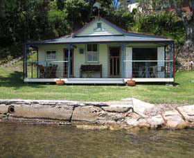 Iona Cottage - Kingaroy Accommodation 0