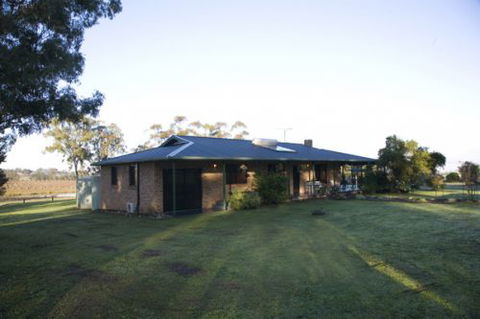 Talga Vines Vineyard Escape - Kingaroy Accommodation 0
