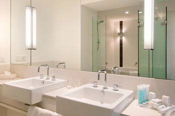 Pullman Melbourne On The Park - Kingaroy Accommodation 1